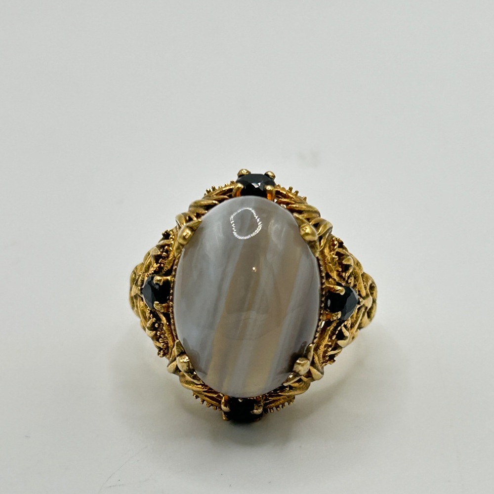 Banded Agate Ring; Size 9; GdB